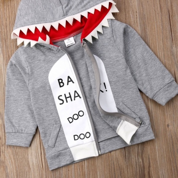 BOYS BABY SHARK 2 PIECE OUTFIT - Picture 4 of 6